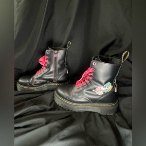 Platform Hello Kitty Doc Martens